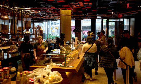 Doanh thu Starbucks đạt kỷ lục