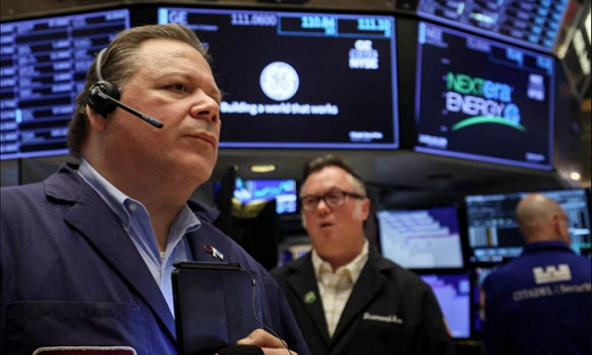 Chứng khoán châu Á biến động trái chiều, Phố Wall tiếp tục suy giảm