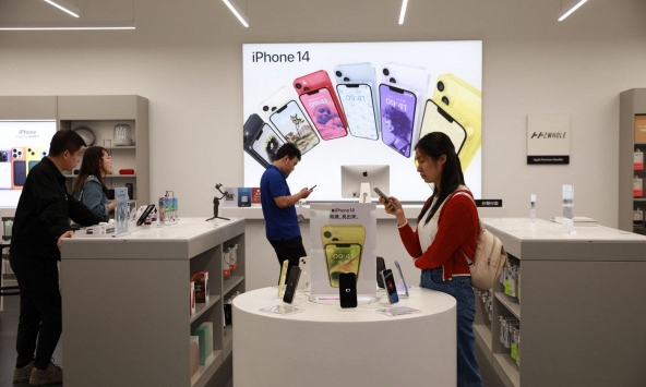 Doanh số bán iPhone sụt giảm trong quý thứ 3 liên tiếp