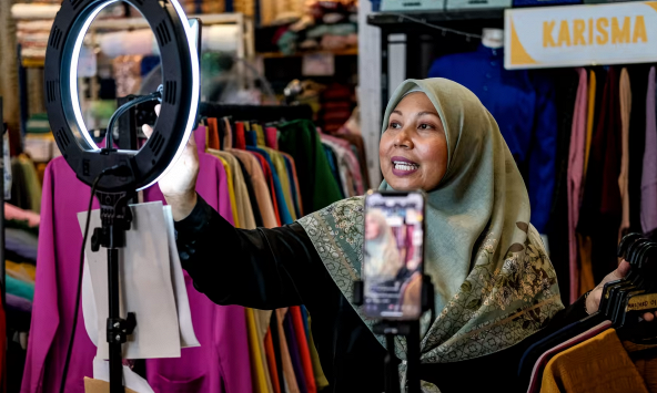 TikTok đối đầu Shopee, Tokopedia trong cuộc đua thương mại điện tử ASEAN