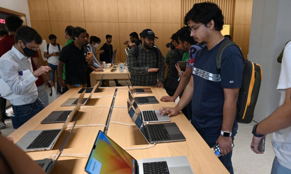 Ấn Độ trì hoãn động thái gây sốc nhằm hạn chế nhập khẩu máy tính xách tay, máy tính bảng