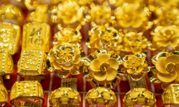 Giá vàng hôm nay 7/8: Thế giới hồi phục