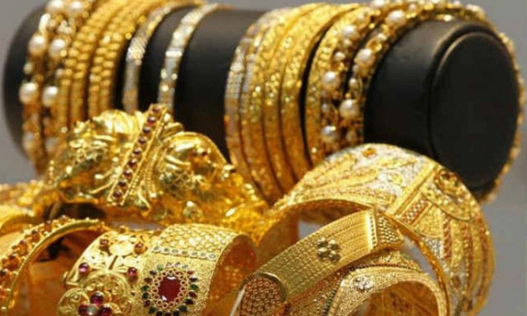 Giá vàng hôm nay 8/8: Thế giới suy giảm