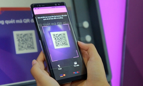 Được rút tiền tại ATM bằng mã QR liên ngân hàng
