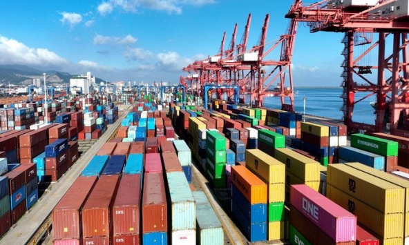 Thương mại chậm lại gây ra lo ngại về một nền kinh tế toàn cầu bị rạn nứt