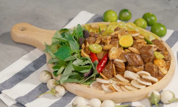 Món ngon mỗi ngày: Bò lắc cà pháo với sốt chua cay hấp dẫn