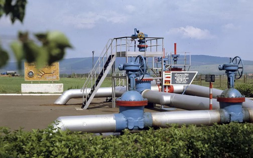 Giá gas cuối tuần giảm do nguồn cung thắt chặt