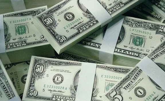 Giá USD hôm nay 12/8: Tỷ giá trung tâm trải qua tuần tăng