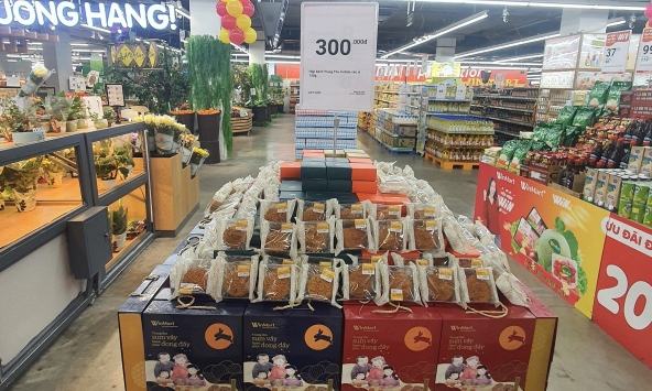 Thị trường bánh trung thu nhộn nhịp, giá tăng nhẹ