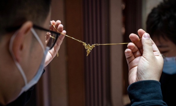 Giá vàng Trung Quốc tăng cao do hạn chế nhập khẩu