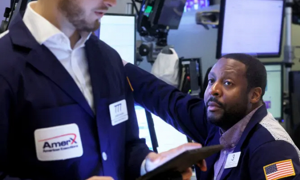 Chứng khoán châu Á biến động trái chiều, Phố Wall tăng điểm