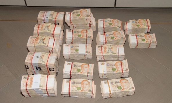 Singapore triệt phá đường dây rửa tiền 736 triệu USD