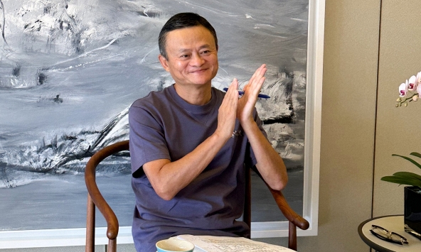 Jack Ma thảnh thơi 'dạy học và làm nông' sau khi rời khỏi Alibaba