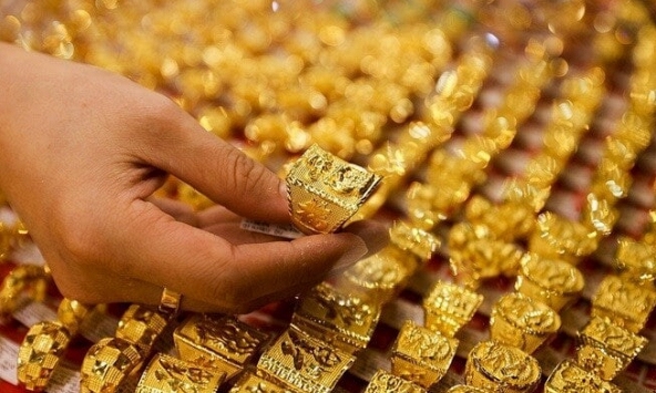 Giá vàng hôm nay 21/8: Vàng miếng đứng yên