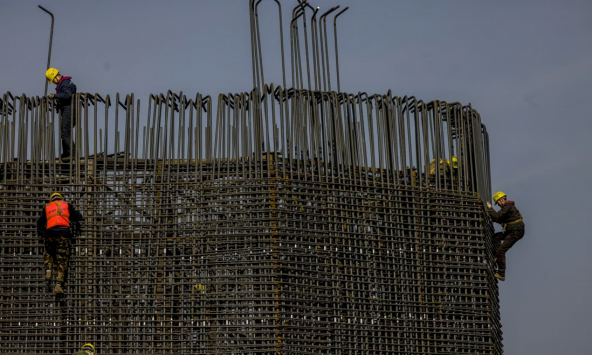 Trung Quốc đang ở tình thế 'tiến thoái lưỡng nan' về nợ, càng chờ đợi, chi phí càng lớn