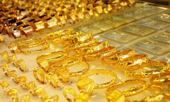 Giá vàng hôm nay 24/8: Tăng mạnh, gần 68 triệu đồng bán ra