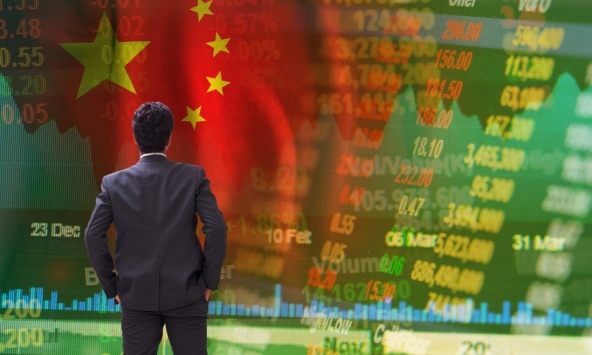 Trung Quốc gặp gỡ nhà đầu tư, giảm thuế để vực dậy thị trường chứng khoán