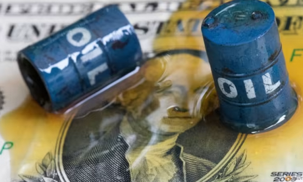 Lo ngại về nhu cầu hạn chế đà tăng của giá dầu thế giới