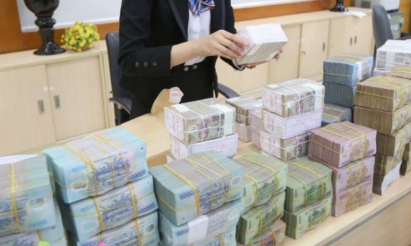 Lợi nhuận ngành ngân hàng suy giảm trong 6 tháng đầu năm 2023