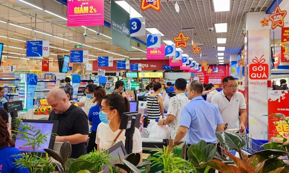 Siêu thị tràn ngập khuyến mãi dịp lễ 2/9