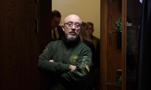 Vì sao Zelensky thay bộ trưởng quốc phòng?