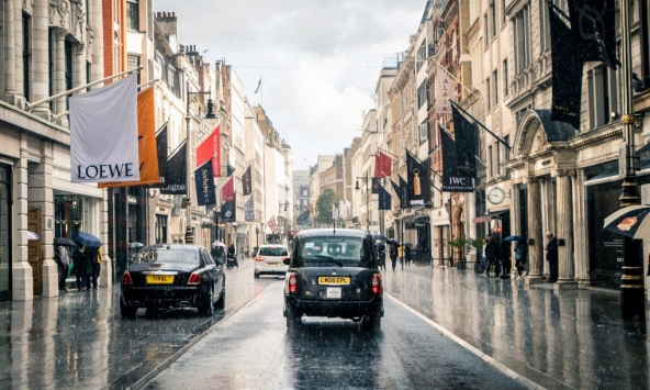 Hàng xa xỉ Anh hướng tới giới trẻ Trung Quốc