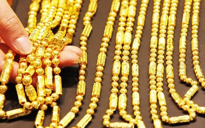 Giá vàng hôm nay 5/9: Thế giới suy giảm