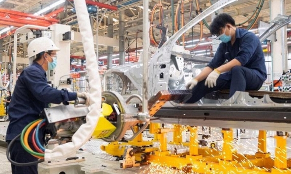 PMI vượt ngưỡng 50 điểm, số lượng đơn đặt hàng mới tăng kể từ tháng 2