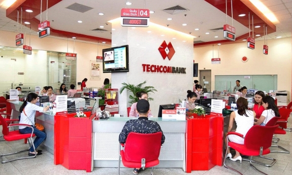 Lãi suất Techcombank tháng 9/2023: Giảm tại nhiều kỳ hạn.