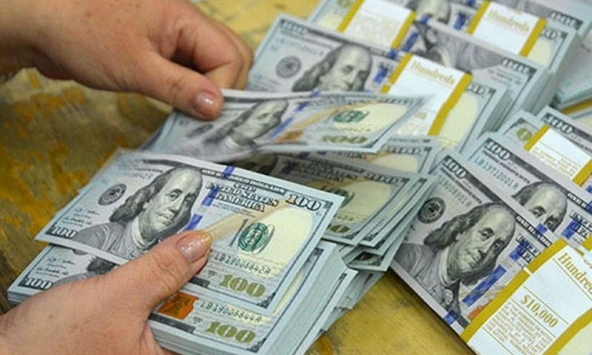 Giá USD hôm nay 11/9: USD Index trượt khỏi mốc 105