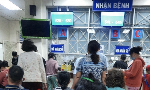 Sở Y tế TP.HCM khẳng định không có tình trạng khan hiếm thuốc nhỏ mắt