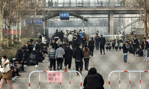 Foxconn Trung Quốc tăng cường tuyển dụng trước ngày ra mắt iPhone 15