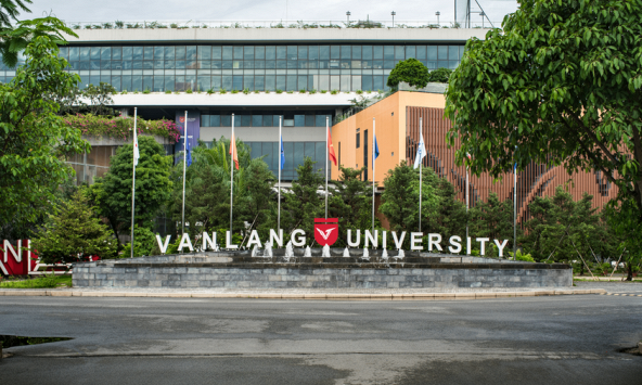 Trường ĐH Văn Lang sử dụng 'chui' lao động người nước ngoài
