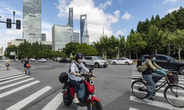 IMF: Nợ toàn cầu vẫn cao hơn nhiều so với mức trước đại dịch