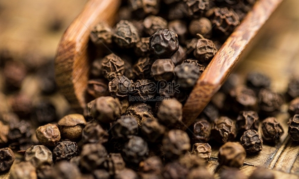 Giá tiêu hôm nay 16/9: Giảm 500 đồng/kg