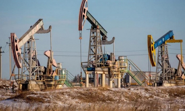 Giá xăng dầu hôm nay 16/9: Lập đỉnh năm 2023