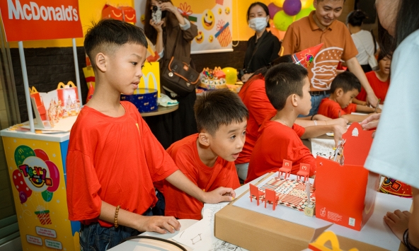 McDonald’s tăng hơn 1.000 phần quà tặng cho trẻ em nghèo