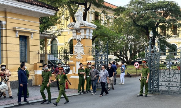 Siết chặt an ninh phiên xét xử bà Nguyễn Phương Hằng