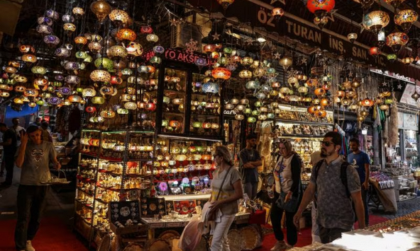 Thổ Nhĩ Kỳ bất ngờ tăng lãi suất lên 30%, cố gắng giải quyết lạm phát