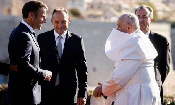 Những bức ảnh ấn tượng trong tuần: Từ Đại hội thể thao châu Á đến đua diều ở châu Âu