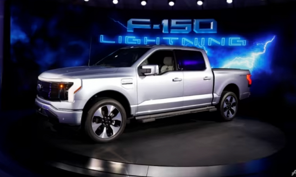 Ford tạm dừng xây dựng nhà máy pin trị giá 3,5 tỷ USD