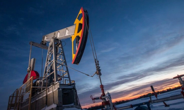 Giá dầu tăng lên mức cao nhất trong năm, tiến sát mốc 97 USD/thùng