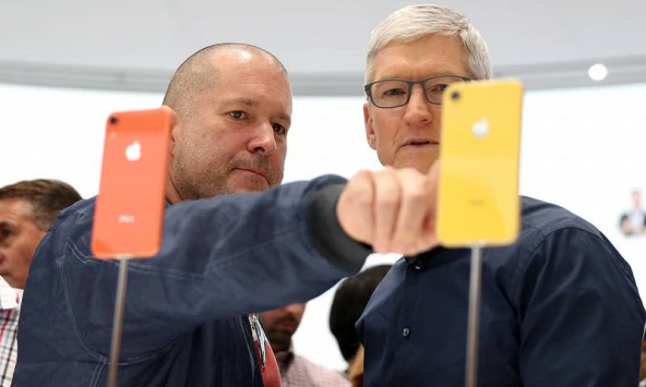 OpenAI đàm phán với SoftBank để huy động 1 tỷ USD xây dựng 'iPhone của AI'