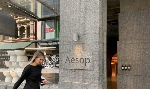 M&A toàn cầu chậm lại khi các ngân hàng trung ương thắt chặt chính sách tiền tệ