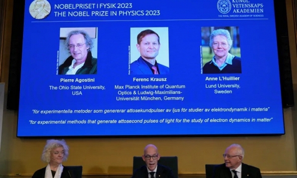 Giải Nobel Vật lý 2023 vinh danh 3 nhà khoa học