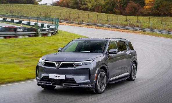 VinFast bàn giao hơn 10.000 ô tô điện trong quý 3/2023, mở rộng quy mô toàn cầu