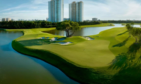 Có gì bên trong sân golf phí thành viên 1 triệu USD