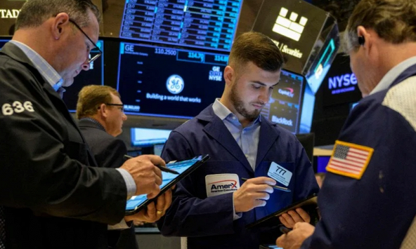 Nếu không có những lựa chọn tốt để đa dạng hóa, Trung Quốc khó có thể thoát khỏi tài sản bằng USD