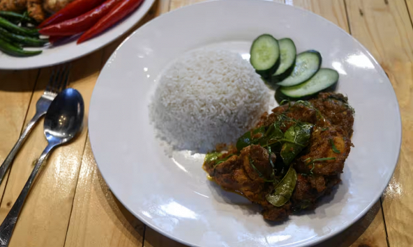 Malaysia cho phép nhà hàng mua gạo nhập khẩu với giá bán buôn