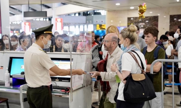 Đồng loạt triển khai thủ tục bay sử dụng sinh trắc học từ tháng 11/2023